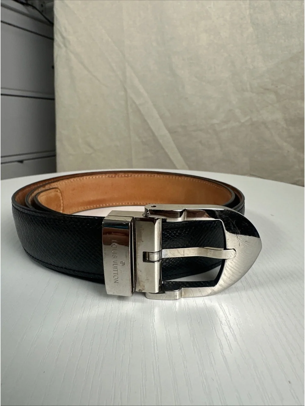Louis Vuitton Black Taiga Leather Belt 90/36 Silver Buckle